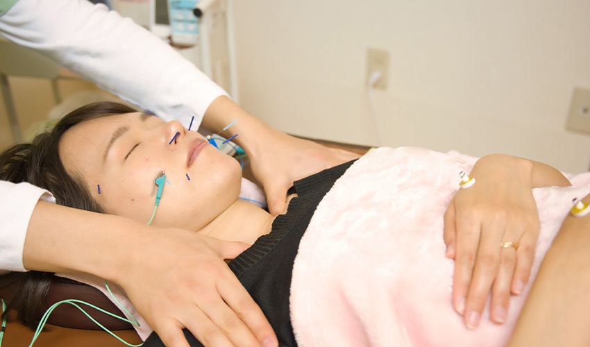 顔だけじゃない、体全体から美しさを整える施術